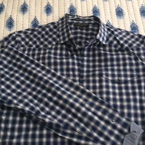 Men’s banana republic button down shirt